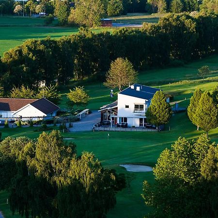 Soederasens Golf Lodge Risekatslosa Екстер'єр фото